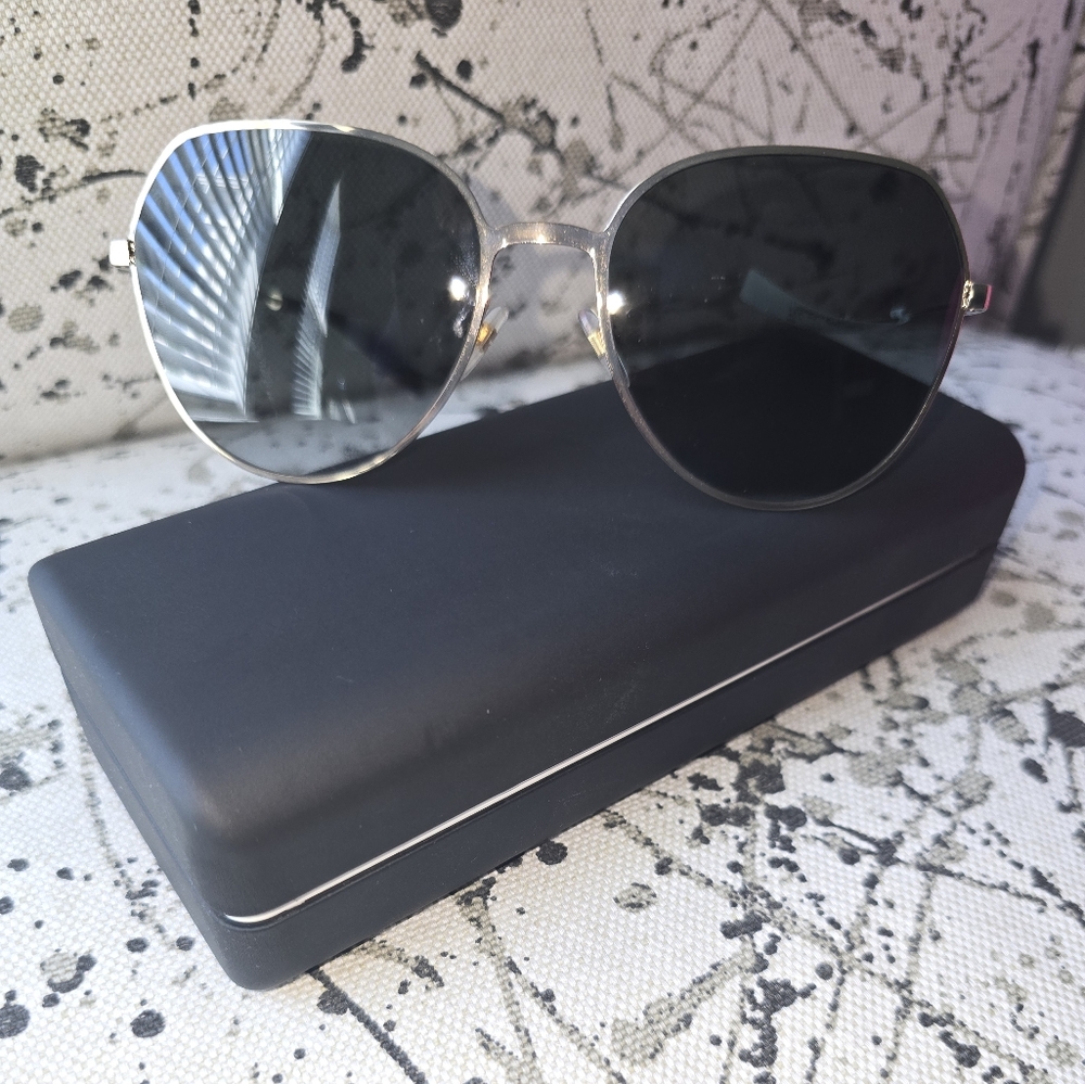 New Givenchy GV 7158/S Aviator Gold Medal Sunglasses.